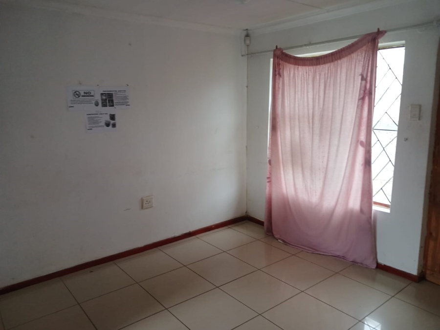 To Let 2 Bedroom Property for Rent in Amalinda North Eastern Cape